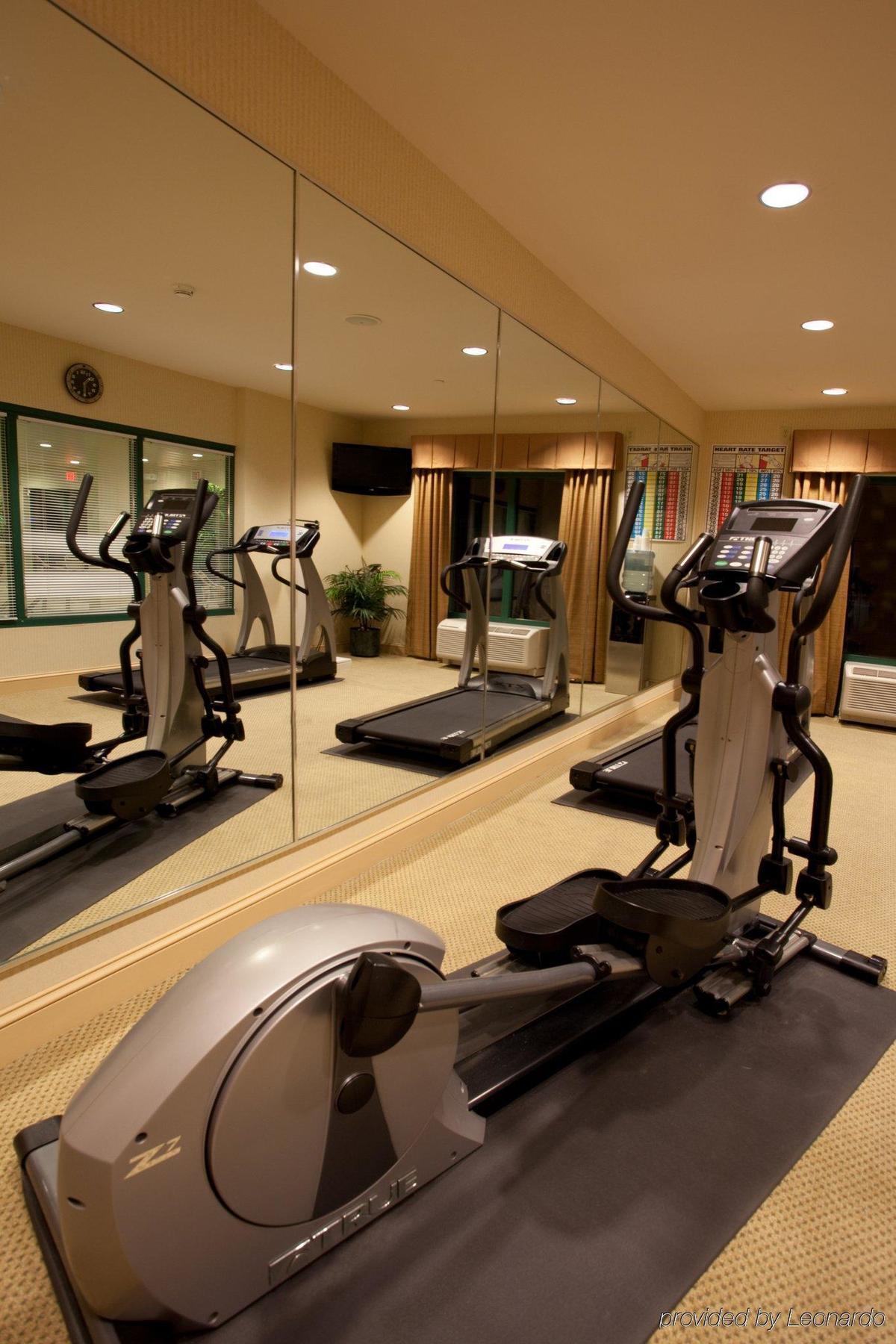 Hotel Express & I-95 & I-20 Civic Ctr By Ihg 3*